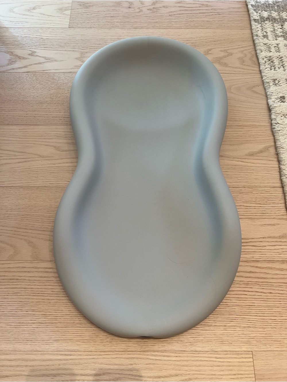 Keekaroo Peanut Changer Grey - Picture 8 of 10